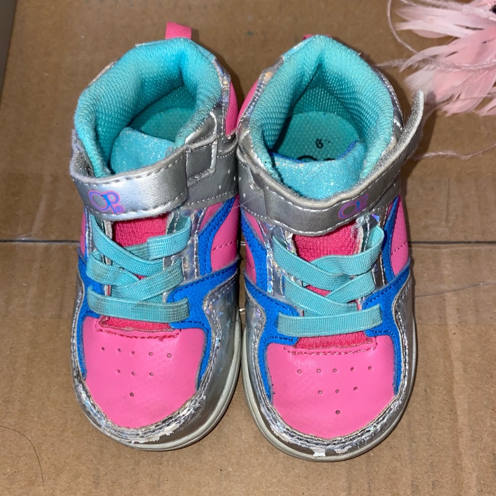 Girls OP Size 6 Tennis Shoes